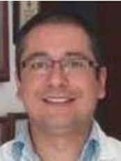 Dr Alberto Hernandez - Dentist at International Dental Center PV