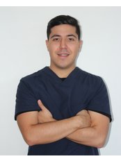 Dr Daniel Anaya Guzmán - Dentist at Clinica Dental Sedemex