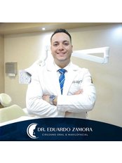Dr Eduardo Zamora Murguia - Dentist at Dianda Clinic