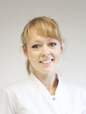 Dr. Svetlana Butina - Dentist at TG Kho Tandartsenpraktijk