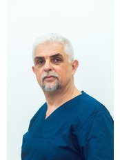 Dr Zlatko Vrshkovski - Surgeon at Maksident Vrshkovski - Dental Studio