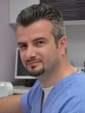 Dr Kiro Papakocha -  at Dent Estet