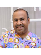 Dr Khamis Albalushi - Dentist at Pearl Dental Specialty Center