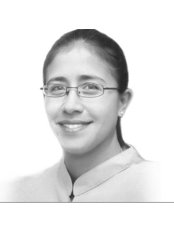 Dr Inés Díaz Picasso - Dentist at Odontovera