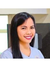 Dr Analyn Manubay - Doctor at Manubay Dental Clinic