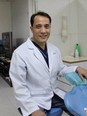 Dr Alfredo Martinez II - Dentist at Clinica Dentista - Guiguinto