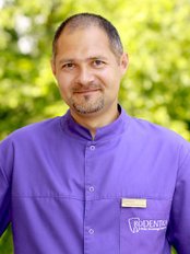 Dr Krzysztof Kus - Dentist at Rodentica Stomatologia Estetyczna