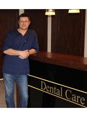 Dr Piotr Fitaszewski - Dentist at Klinika Stomatologiczna Dental Care
