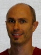Dr Artur Szuszkiewicz - Dentist at Dentorama