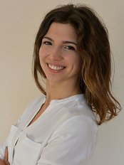 Anna Szypowska -  at Dental Republic