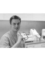 Michal Zmorzynski - Dentist at AmerDental