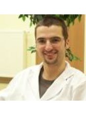 Dr Jacek Jaskowski - Dentist at Anident
