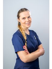 Agata Dytkowska - Dentist at Dr Borzecki Dental Clinic Warsaw