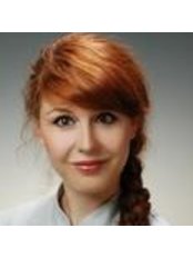 Dr Natalia Lobacz - Dentist at Stomadent - Wrocław – Ul. Powstańców Śląskich
