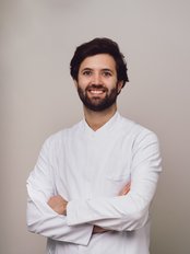 Dr Eduardo Portela - Dentist at AS CLÍNICAS - Clínica de Roma