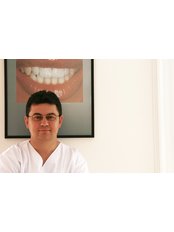 Dr Cristian Manu - Oral Surgeon at Dental's Trip