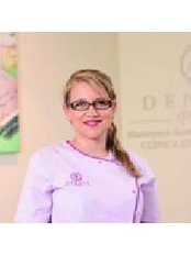 Dr Binu Georgiana - Doctor at Dental Praxis
