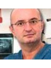 Cristian Ratiu - Dentist at Cabinet Stomalogic Oradea