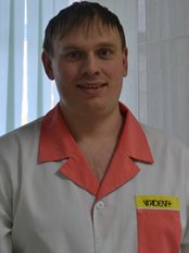Dr Gizatov Almir Yakupovich - Dentist at Dental Clinic 