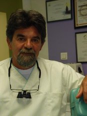 Dr Vladimir Milosevic - Dentist at Dental Oral Centar