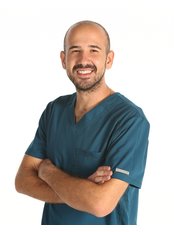 Dr Nikola  Vojvodic - Dentist at Dental Oral Centar
