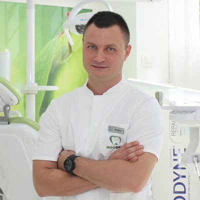 Dr Milos Potic