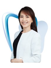 Dr Wong Wai Yee - Oral Surgeon at PKWY Dental Specialist Practice