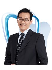 Dr Low Yi Han - Dentist at PKWY Dental Specialist Practice