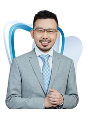 Dr Lawrence Yong - Orthodontist at PKWY Dental Specialist Practice