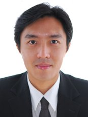 Dr Michael Mah - Orthodontist at Neua Dental Pte Ltd