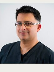 Dr Yusuf Jadwat Specialist in Periodontics - Dr Yusuf Jadwat