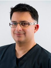 Dr Yusuf Jadwat Specialist in Periodontics - Dr Yusuf Jadwat 