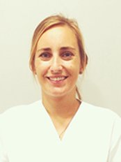 Dr Veronica Larruy - Orthodontist at Barcelona Dent