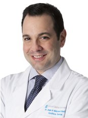 Dr Juan Mayoral Molina - Dentist at Estudi Dental Barcelona