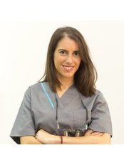 Dr Noemí Navarro Crespo - Dentist at Marín Garcia