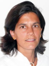 Anna Valls - Dentist at Propdental Encants