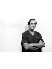 Dr Javier González López -  at Clínica Dental Luciano Badanelli