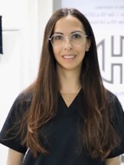 Dr Beatrice  Scardanzan - Dentist at Dr Holmes Ortega