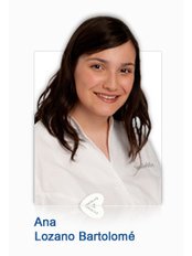 Miss Ana Lozano - Dental Auxiliary at Smilelife - Fuenlabrada
