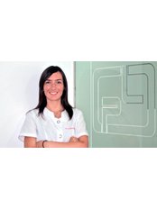 Dr Elena María Piote López - Dentist at Pl Clinica Dental