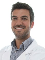 Dr Guillermo Julià - Dentist at Clínica Áureo