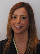 Dr Alejandra Pardo Fabriquez -  at Mi Clinik Dental & Estetica