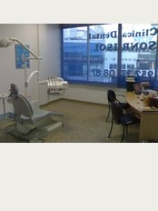 Dr. Badi Haddu (Clinica Dental Sonrisol) - Pza. Costa del Sol, 5, 1º, Torremolinos, Málaga, 29620, 