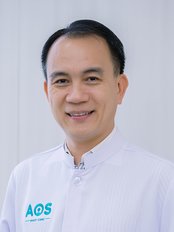 Dr Nattapong Kanokwirun - Dentist at AOS Smart Clinic