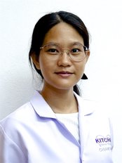 Thanwarat Yamsuk - Dentist at Kitcha Dental Clinic