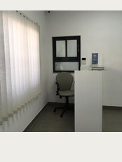 Dentist Hammamet: Dr Houda Djebali - 274, avenue  de la libération, Rond point BEL AZUR, Hammamet, 8050, 