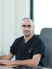 Dr Serkan Dadakoglu - Oral Surgeon at Denti̇a Ağiz Ve Di̇ş Sağliği Poli̇kli̇ni̇ği̇
