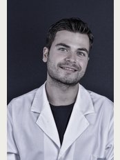 Doctor Bayar - Dr.Ömer Bayar