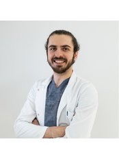 Dr Efsane  Karaokçu - Dentist at ViviMedi