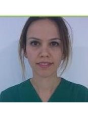 Dr Gülsah Toyman - Dentist at Green And White